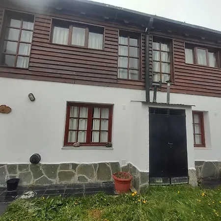 Departamentos Ahnen Apartment Ushuaia Exterior photo